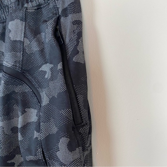 Lululemon Pace Breaker Short 9" Lined - Picture 4 of 8